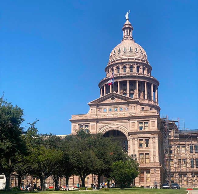 Capitolio with a beautiful sky and trees in the front