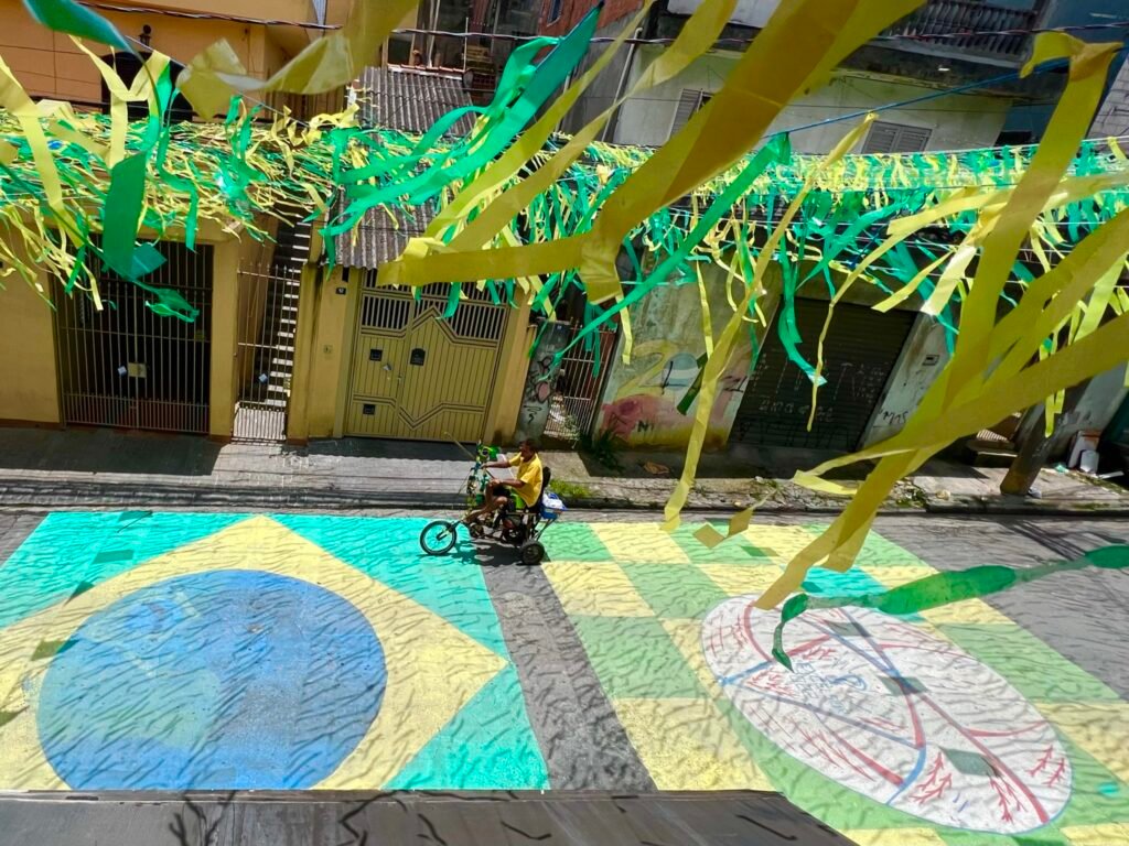 copa2022 Brazilian's street decorated