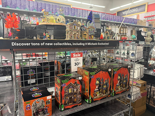 Halloween itens in Michaels