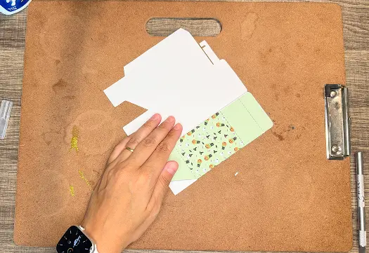 Milk Box Halloween Treat Bags: Folding on the dotted lines.