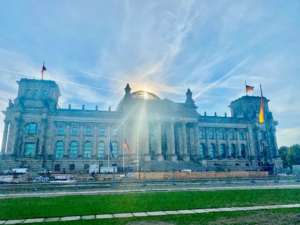 View front of Reichstag.